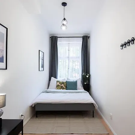 Urban 2br Haven With Sofa Bed In *